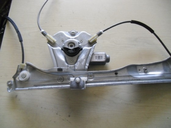 Elevador Vidro Frente Esquerdo Renault Clio III 2010 ev327 